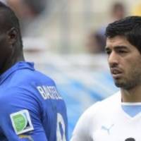 liverpool’s mario balotelli uses bizarre lucky charm – suarez’s shin pads!